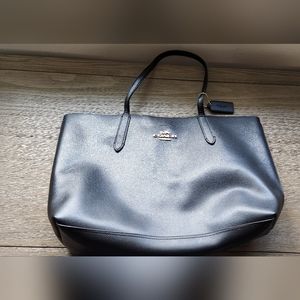 Coach Avenue Carryall Black Tote Bag